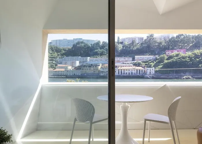 Leblanche Apartment *